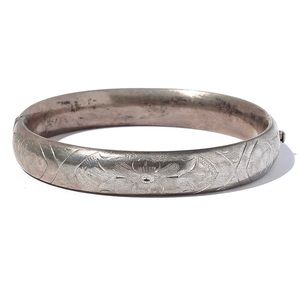 Vintage Sterling Silver Hinged Bangle Bracelet Engraved Floral NEEDS REPAIR